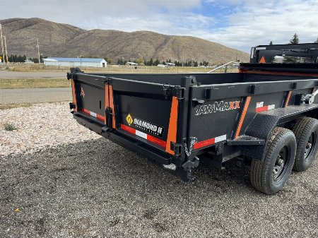 New 2025 RawMaxx LPX GN Dump Trailer